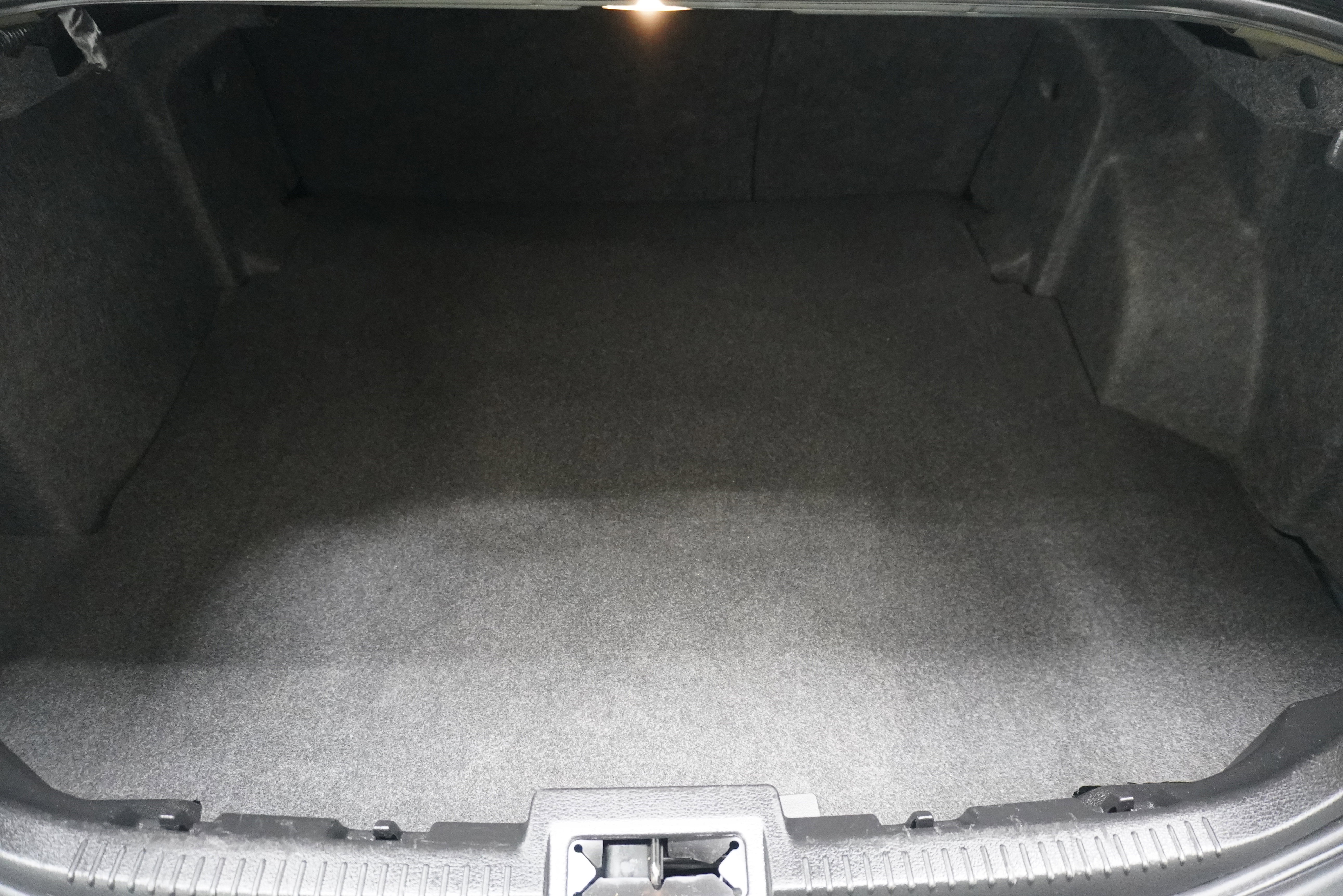 Used 2012 Ford Fusion SE FWD image 21