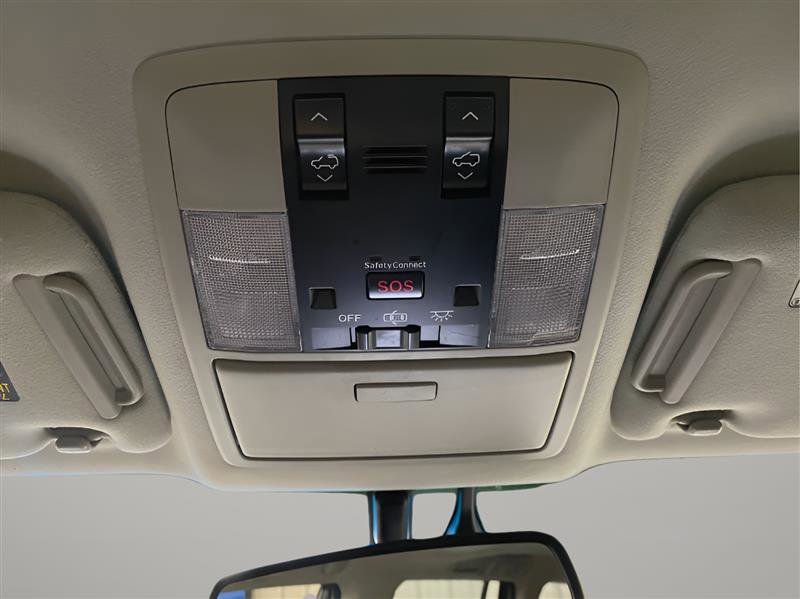 Used 2018 Lexus GX 460 Premium w/ Premium Package image 16