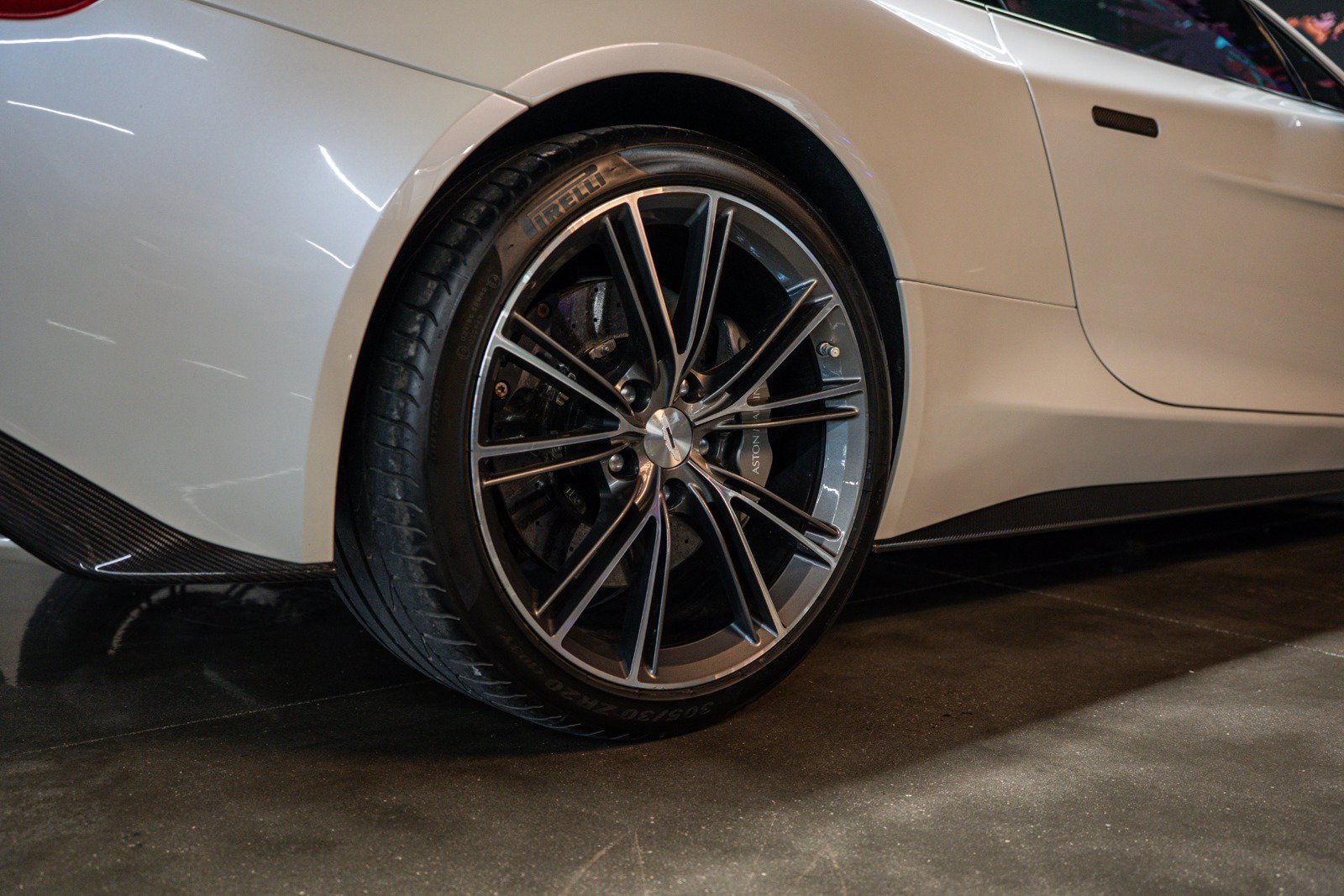 Used 2014 Aston Martin Vanquish Coupe RWD image 19