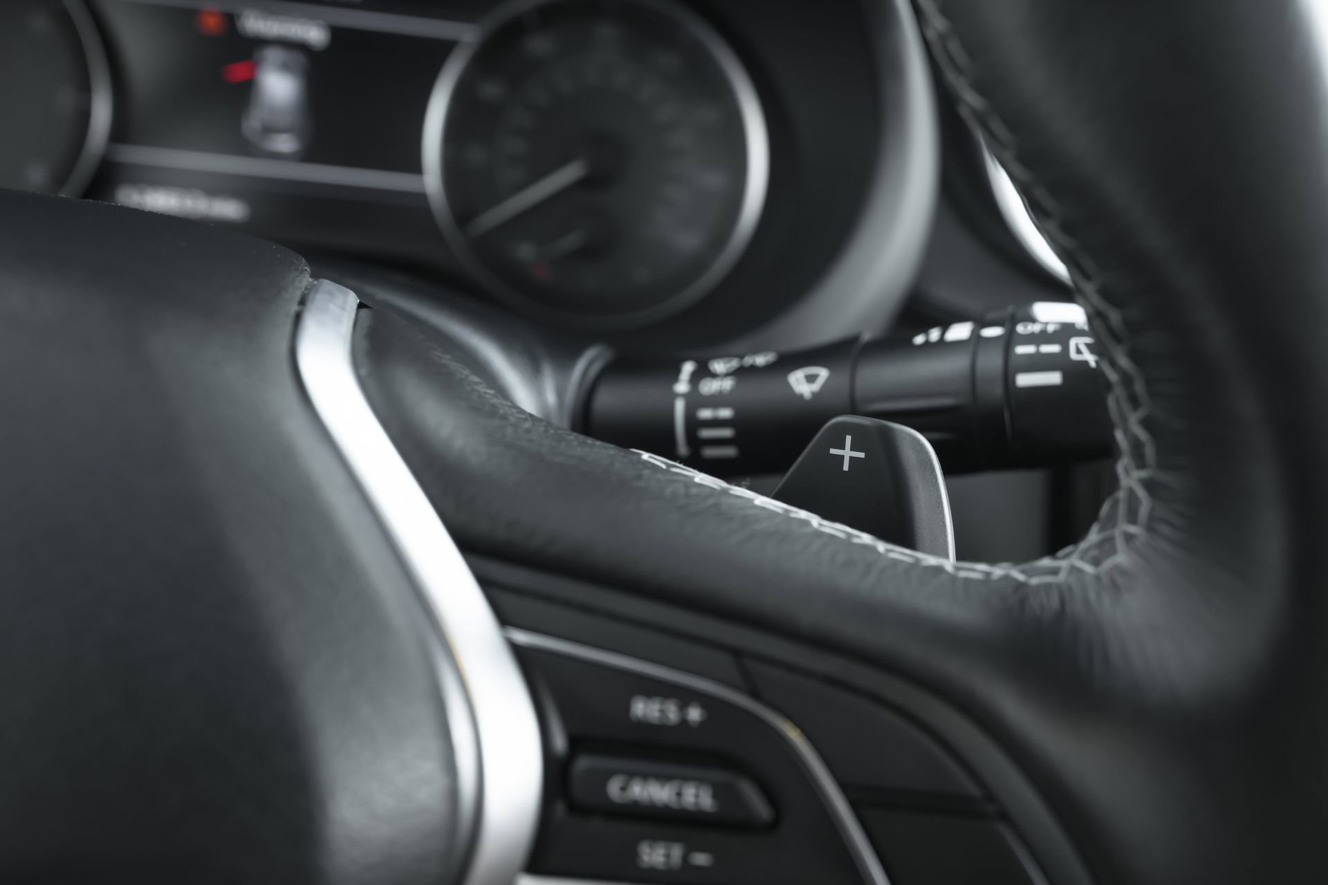 Used 2019 INFINITI QX50 Luxe w/ Navigation Package image 18