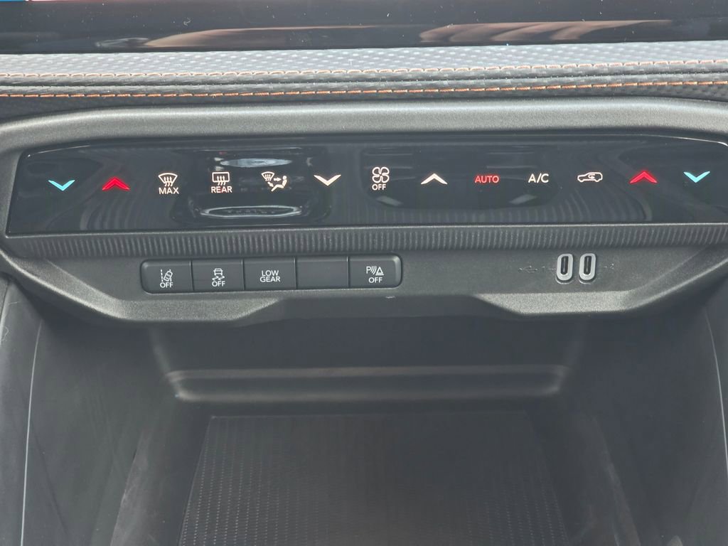New 2026 Jeep Cherokee Limited image 19