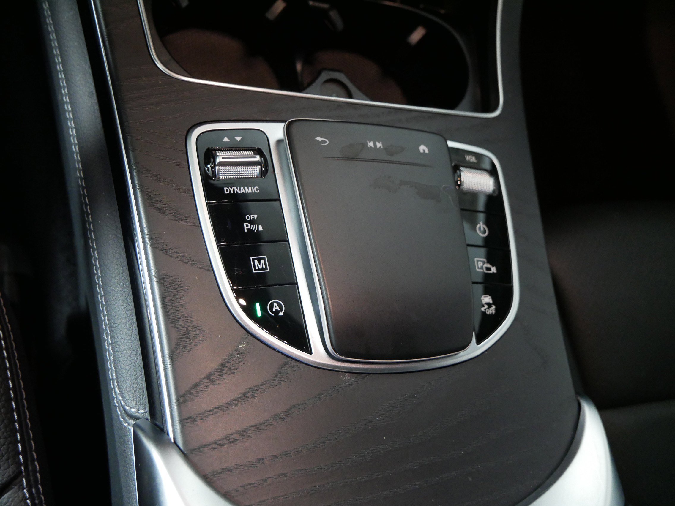 Used 2021 Mercedes-Benz GLC 300 4MATIC image 29