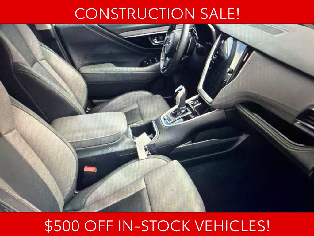 Used 2025 Subaru Outback Onyx Edition AWD/4WD image 8