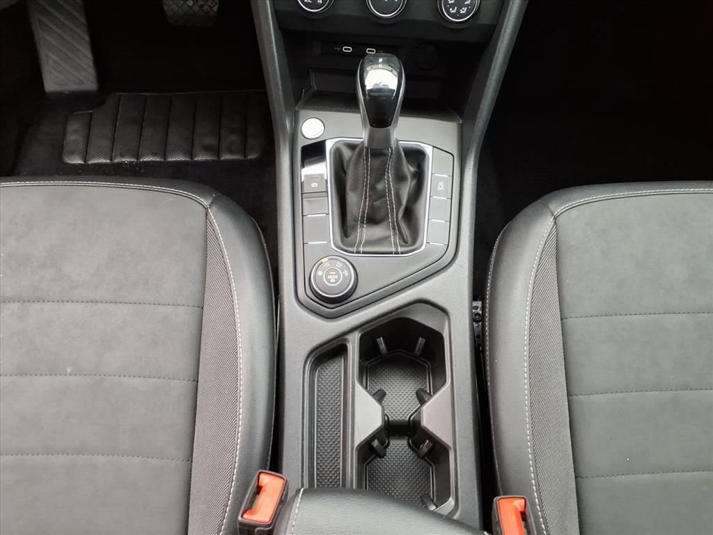 Used 2022 Volkswagen Taos SE w/ Panoramic Sunroof Package image 23