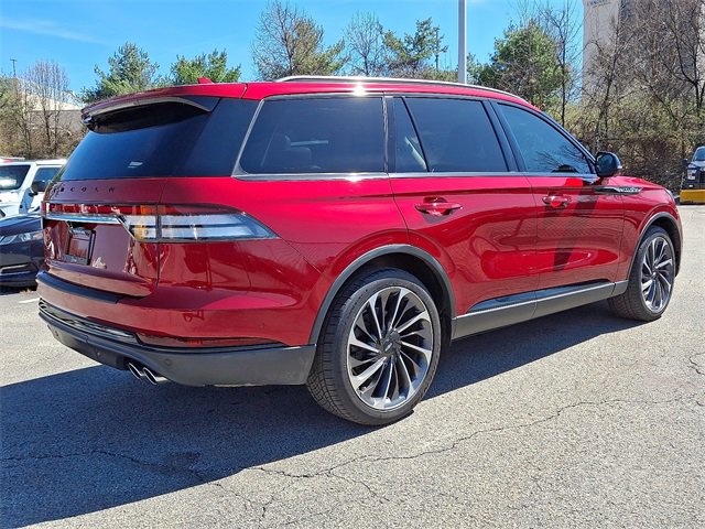 Used 2020 Lincoln Aviator Reserve w/ Equipment Group 202A image 6