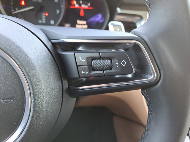 New 2026 Porsche Macan image 32