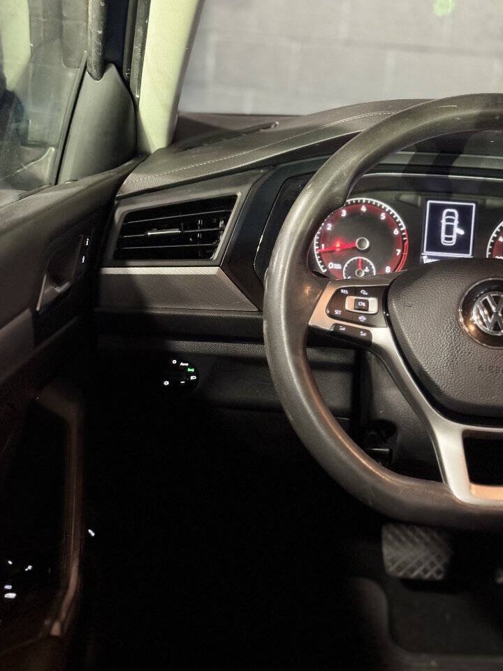 Used 2020 Volkswagen Jetta S w/ Driver Assistance Package FWD image 12