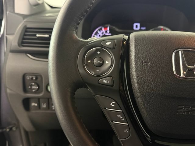 Used 2016 Honda Pilot Touring image 26