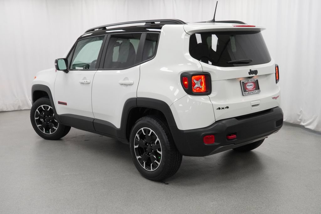 Certified 2023 Jeep Renegade Trailhawk AWD/4WD image 14