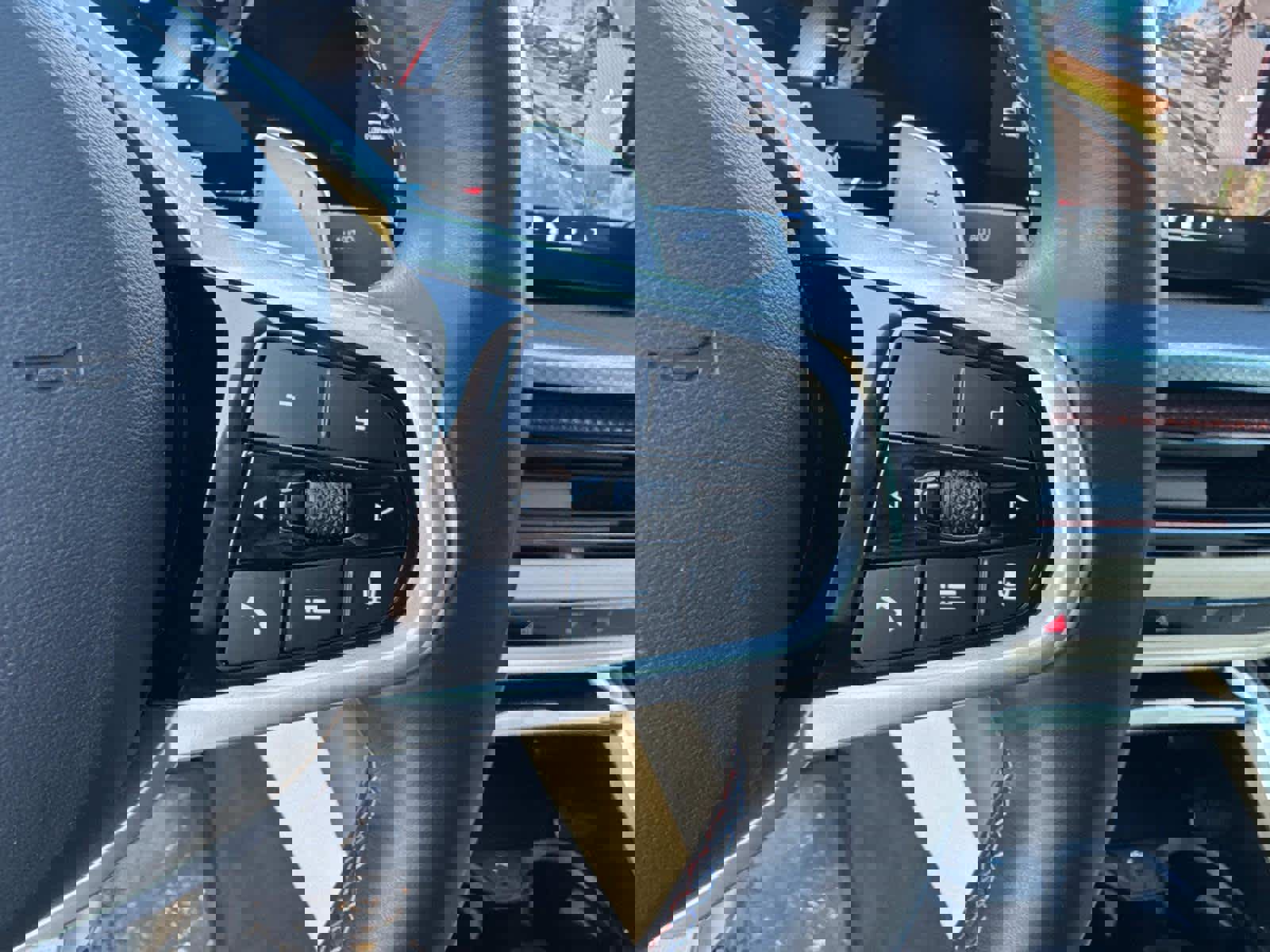 Certified 2025 BMW M440i image 28