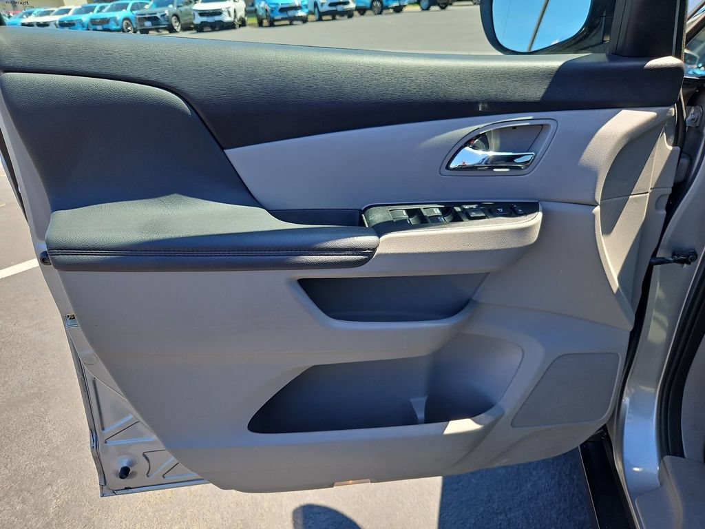 Used 2016 Honda Odyssey EX-L image 10