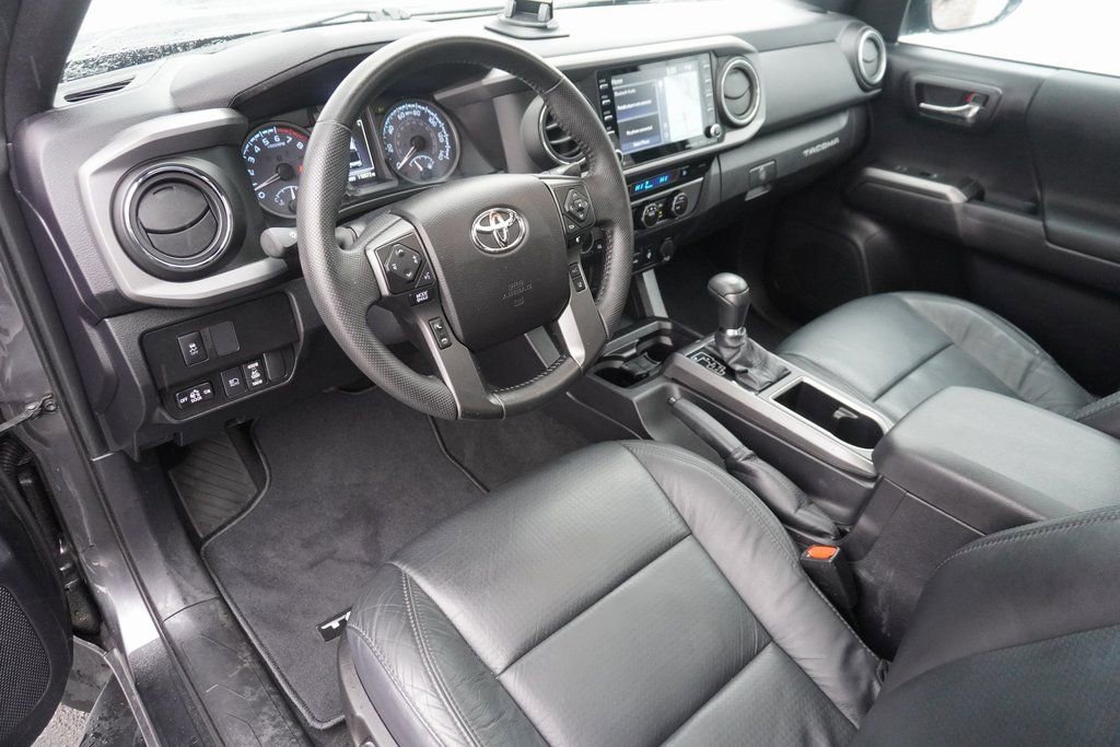 Used 2021 Toyota Tacoma TRD Sport image 12