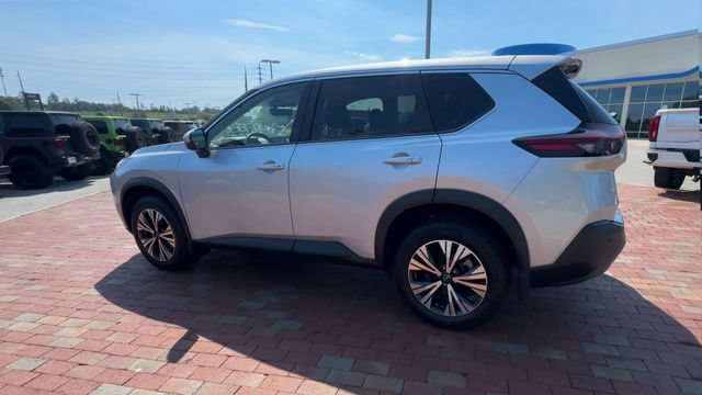 Used 2023 Nissan Rogue SV FWD image 8