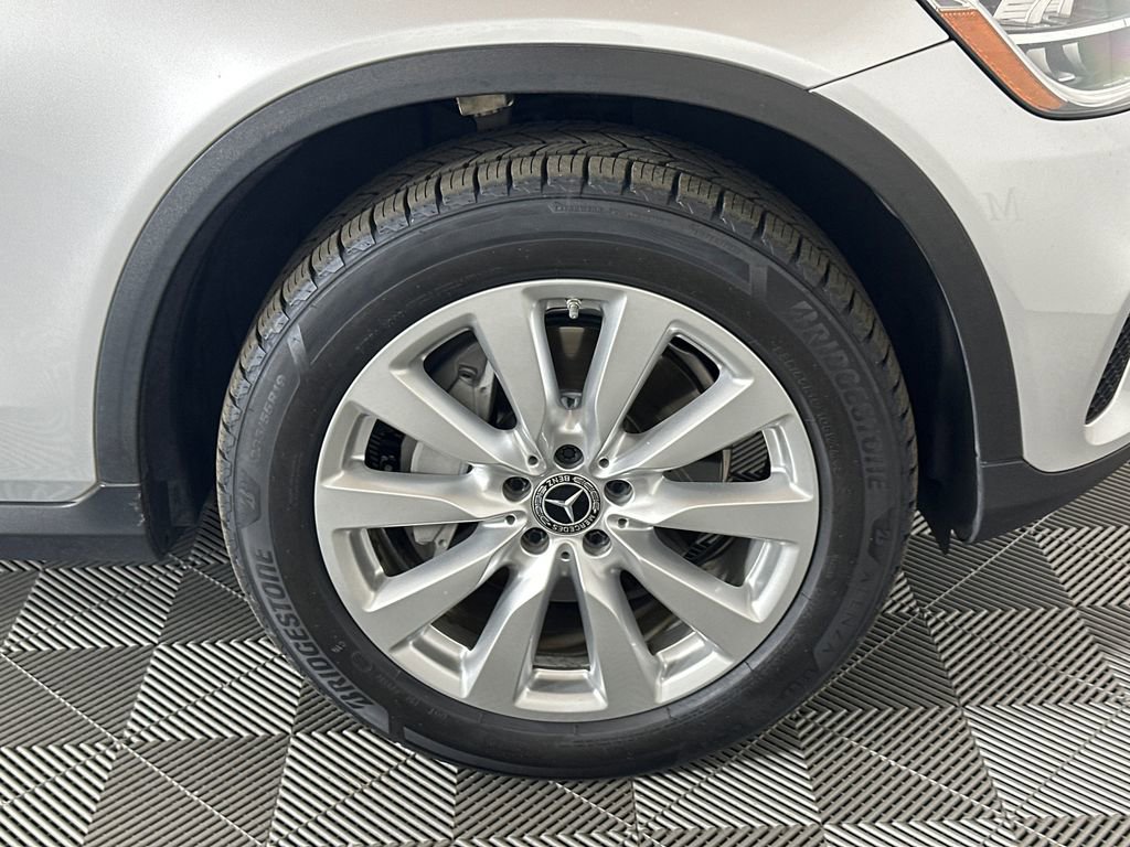 Used 2020 Mercedes-Benz GLC 300 image 13
