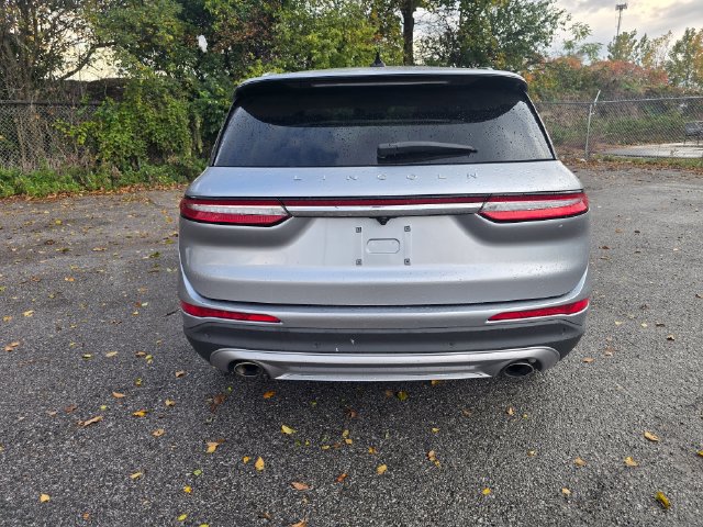 Used 2021 Lincoln Corsair Reserve AWD/4WD image 4