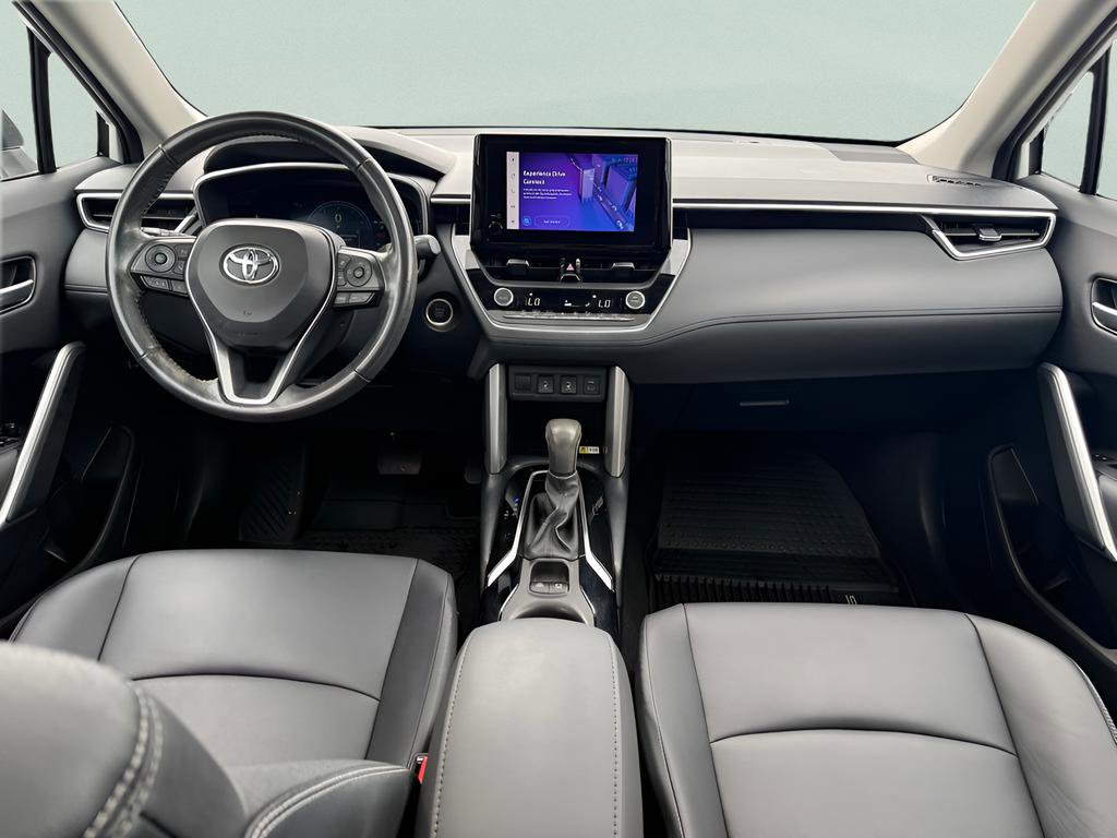 Used 2023 Toyota Corolla Cross XLE w/ Convenience Package AWD/4WD image 14