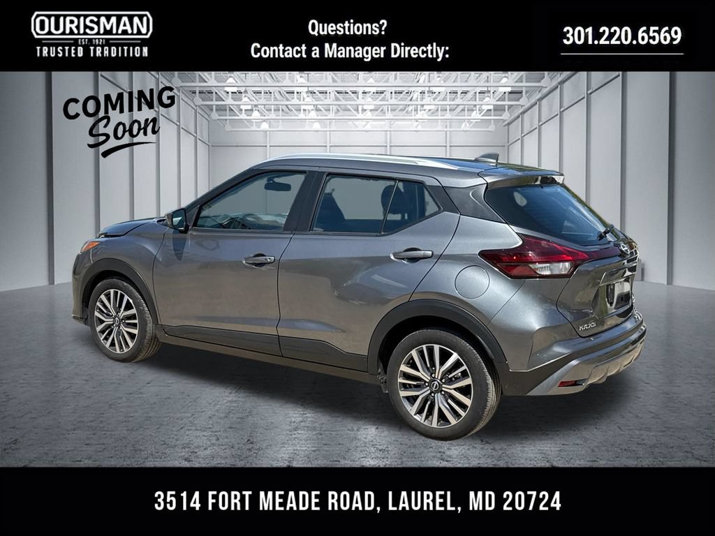 Used 2024 Nissan Kicks SV FWD image 3