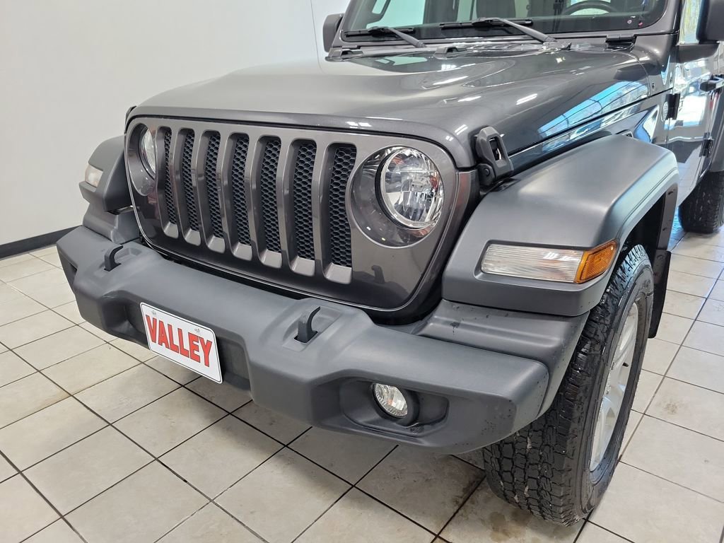 Used 2021 Jeep Wrangler Unlimited Sport AWD/4WD image 25