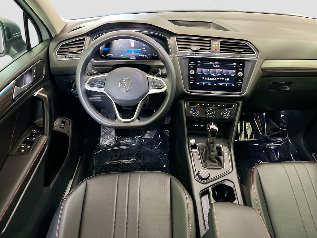 Used 2024 Volkswagen Tiguan Wolfsburg Edition AWD/4WD image 23