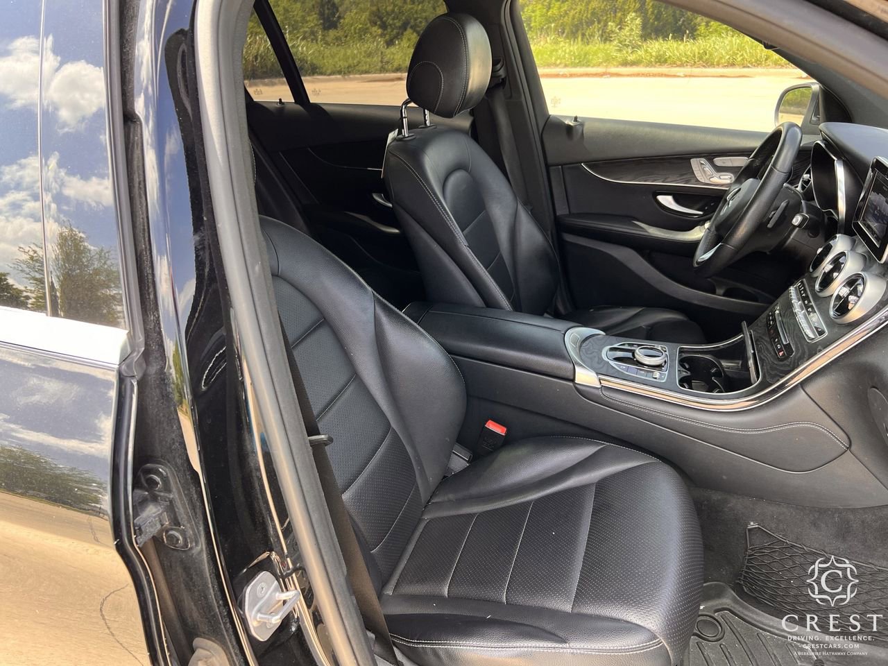 Used 2018 Mercedes-Benz GLC 300 image 25