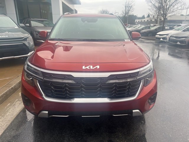 Certified 2024 Kia Seltos S image 2