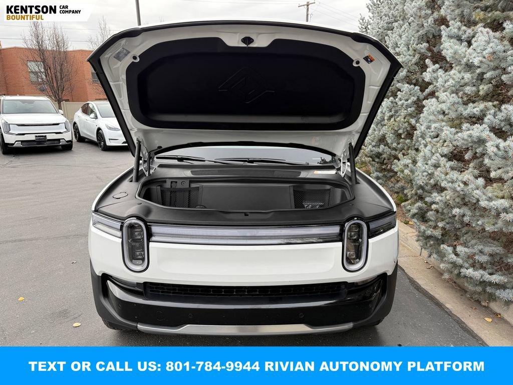 Used 2025 Rivian R1T Adventure image 37