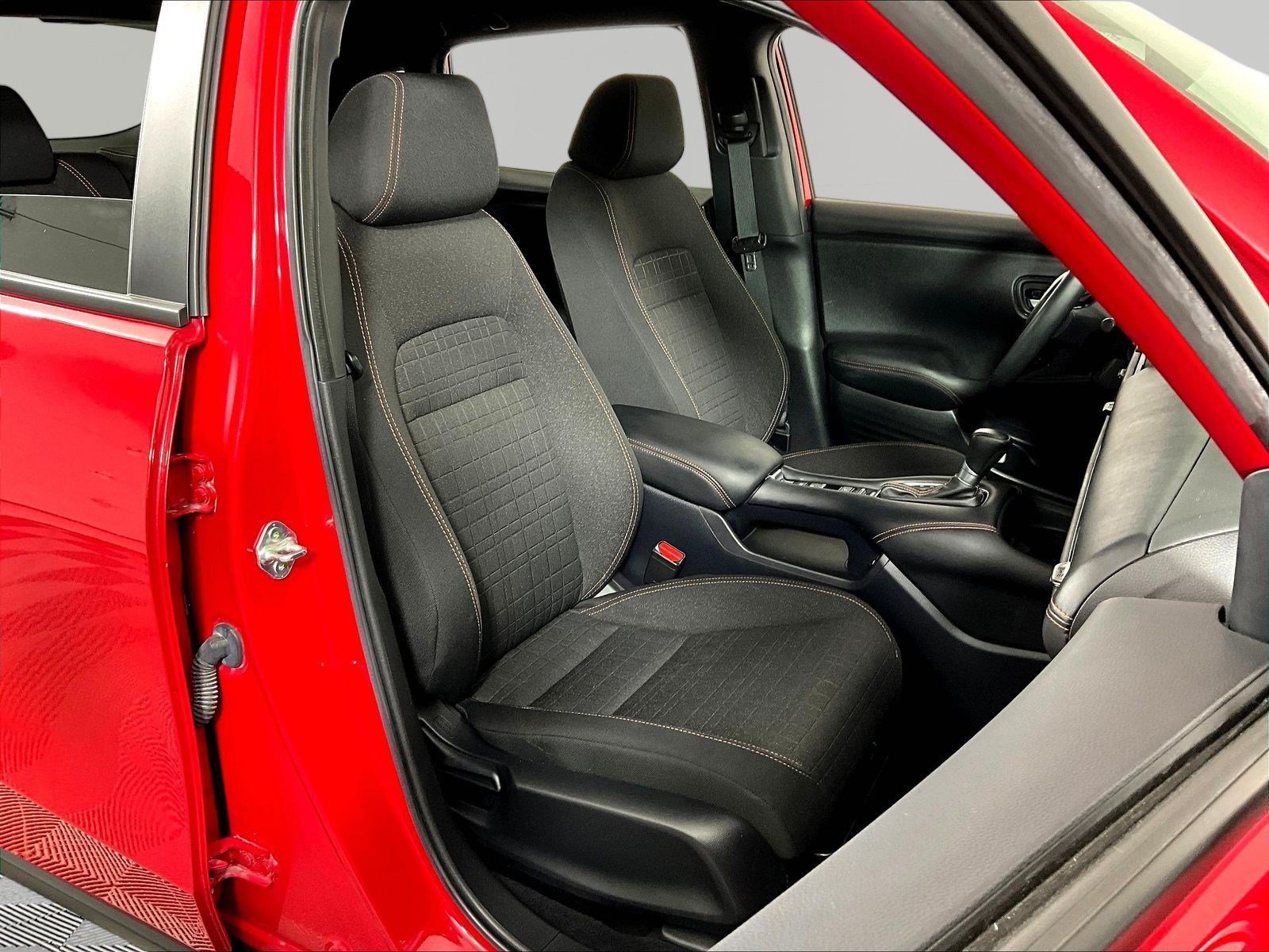 Used 2024 Honda HR-V Sport image 28