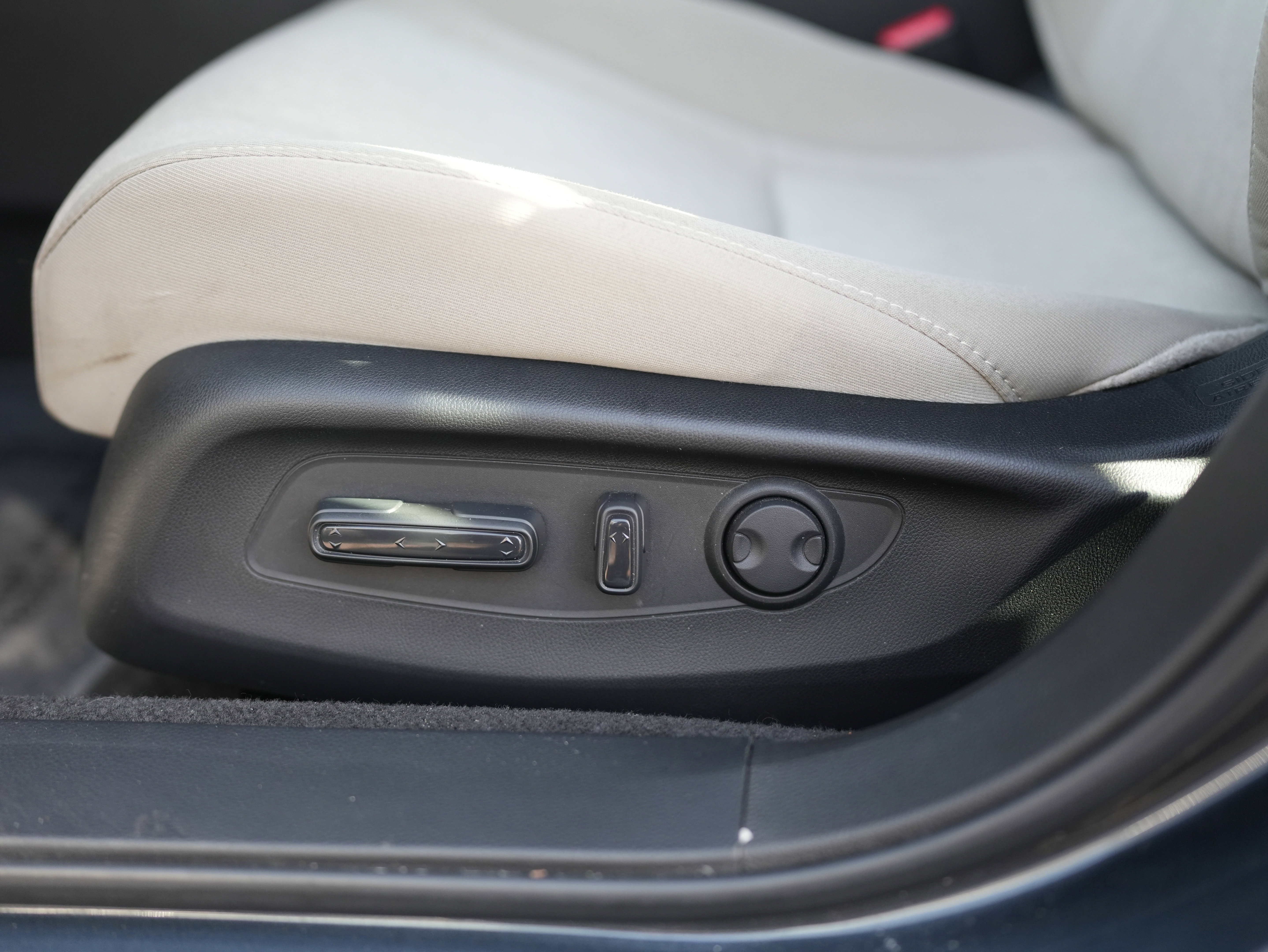 Used 2023 Honda Accord EX image 30