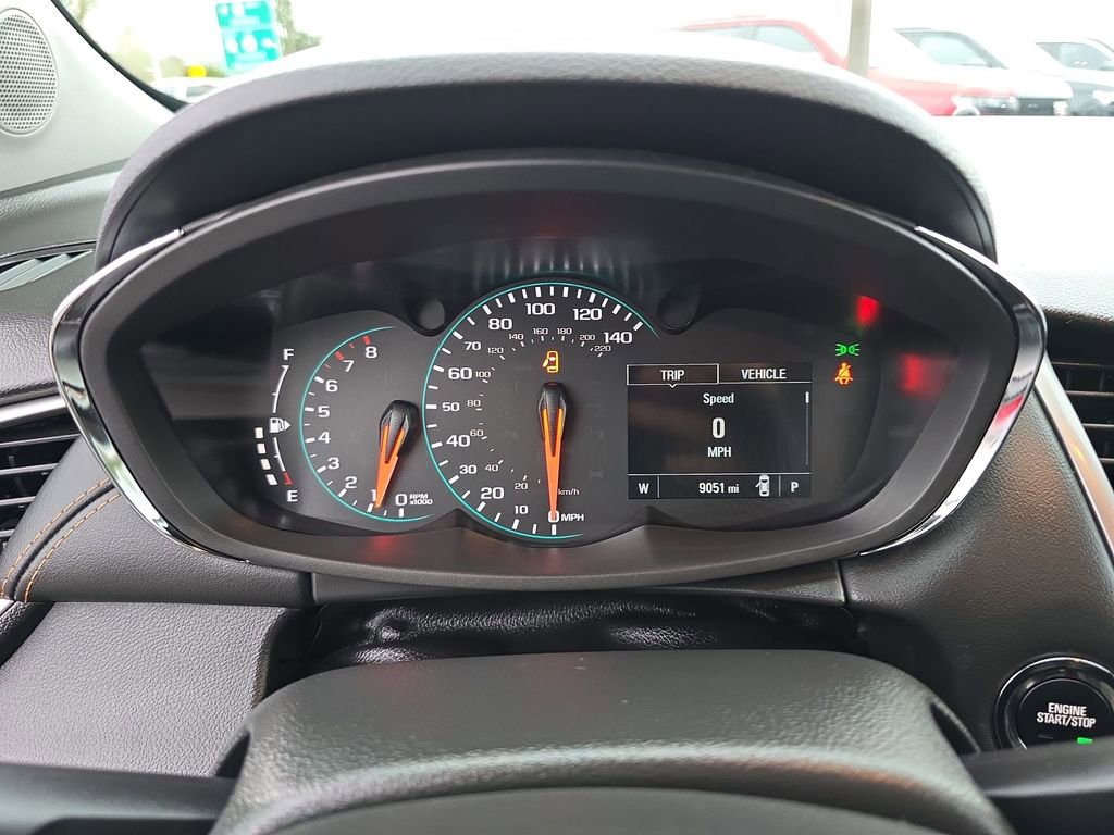 Certified 2022 Chevrolet Trax LT w/ LT Convenience Package image 12