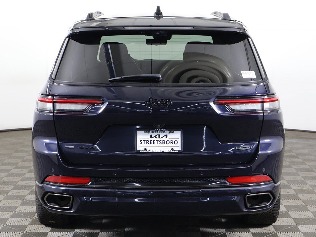 Used 2023 Jeep Grand Cherokee L Summit AWD/4WD image 19