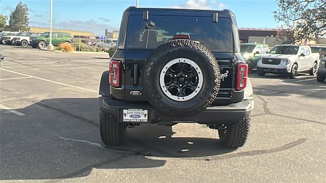 New 2025 Ford Bronco Badlands image 4