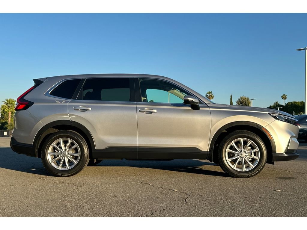 Used 2023 Honda CR-V EX image 7