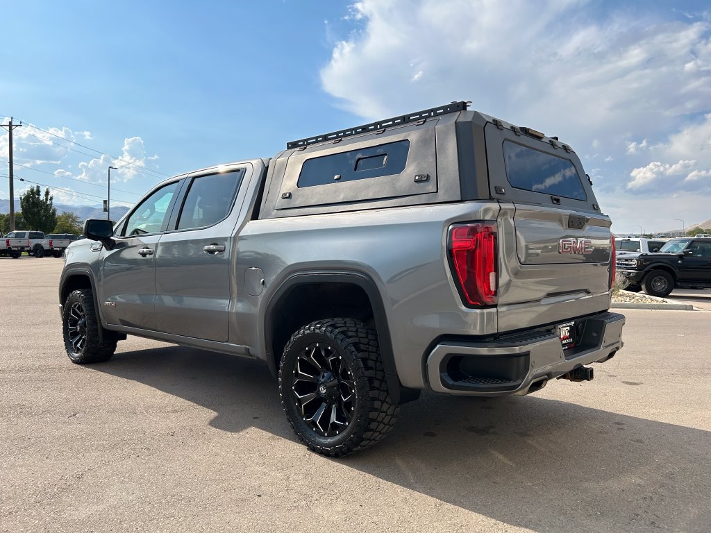 Used 2020 GMC Sierra 1500 AT4 w/ Technology Package AWD/4WD image 3