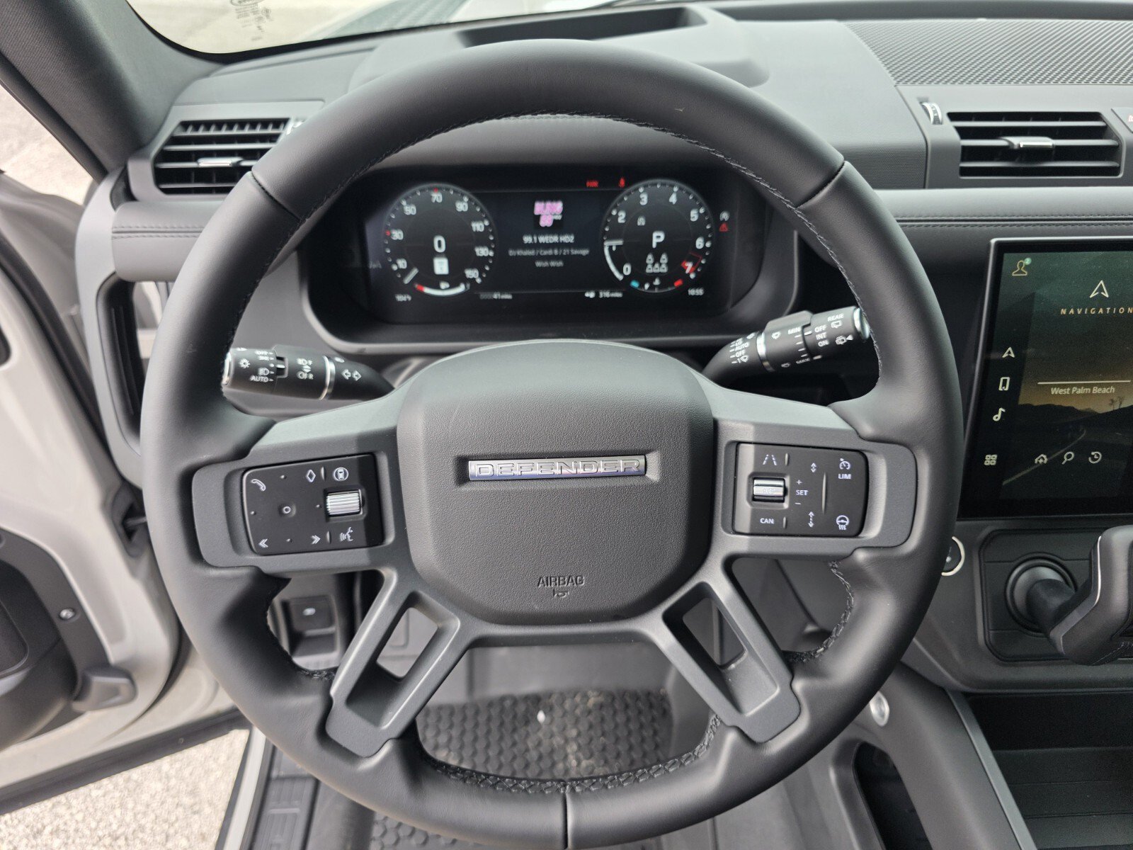 New 2026 Land Rover Defender 130 X-Dynamic SE AWD/4WD image 16