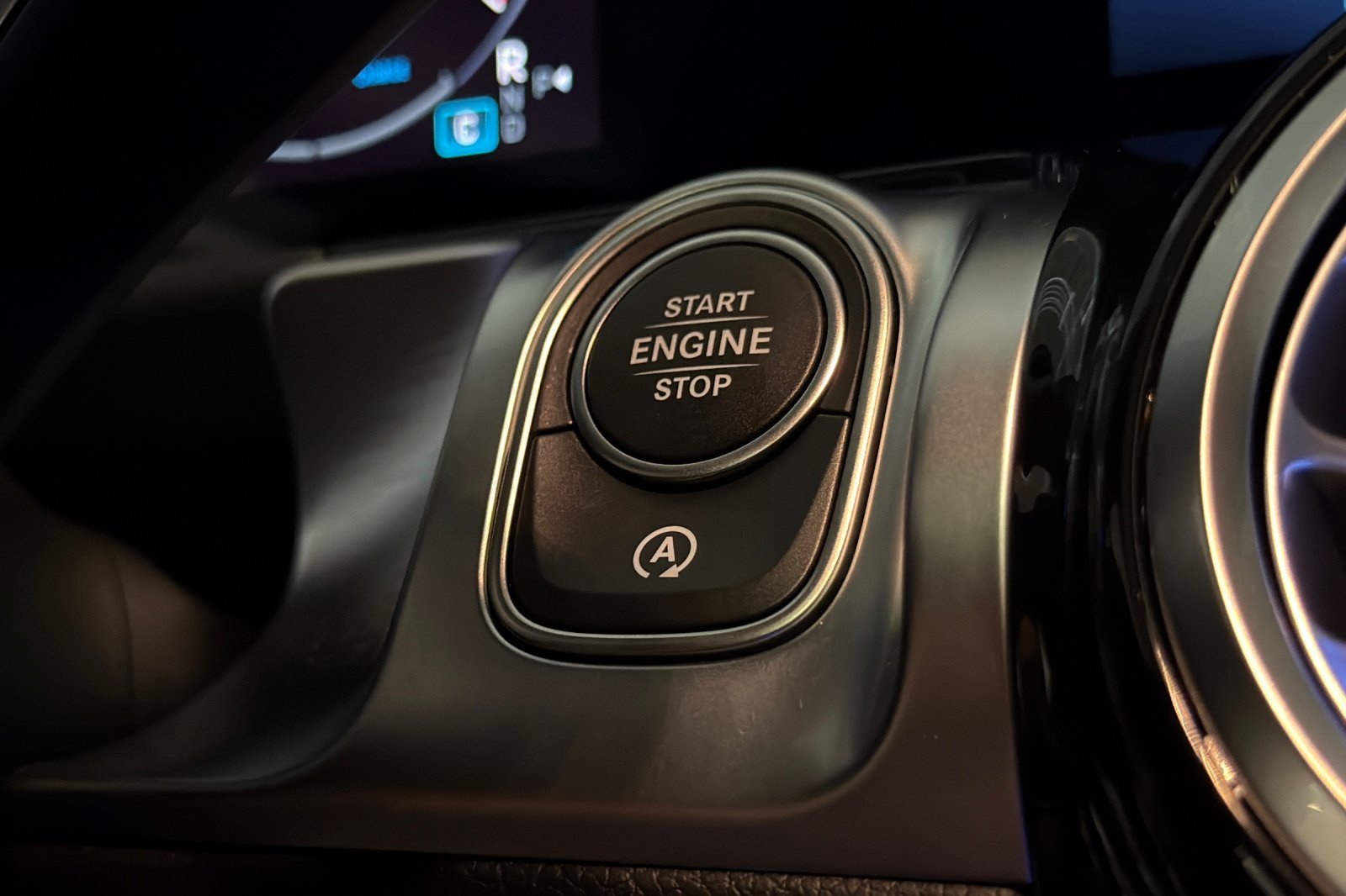 New 2026 Mercedes-Benz GLB 250 4MATIC image 20