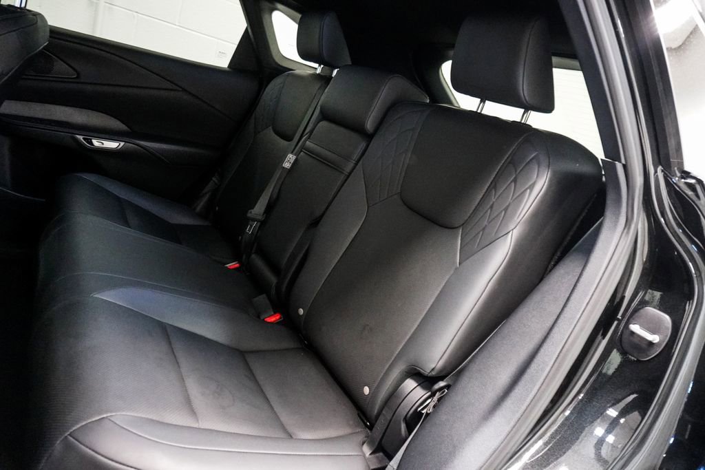 Used 2024 Lexus RX 350 FWD w/ Technology Package image 8