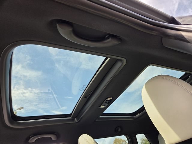 New 2026 MINI Cooper 4-Door Hardtop FWD image 19