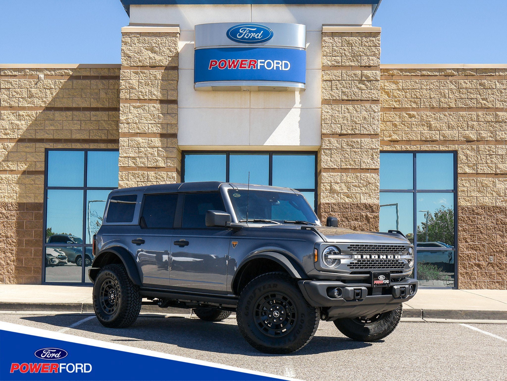 New 2026 Ford Bronco Badlands w/ Sasquatch Package