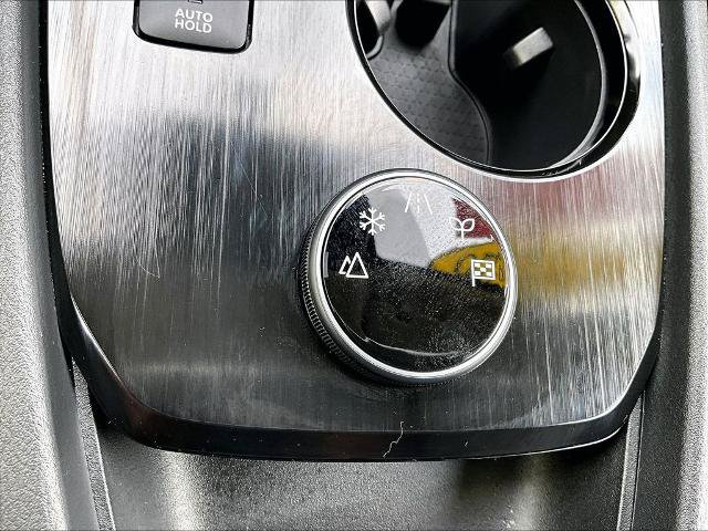 Certified 2026 Nissan Rogue SV AWD/4WD image 26