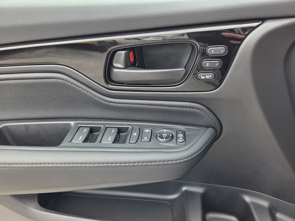 Used 2026 Honda Odyssey Touring image 25