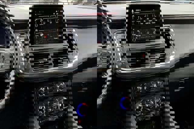 Used 2022 GMC Yukon AT4 image 5