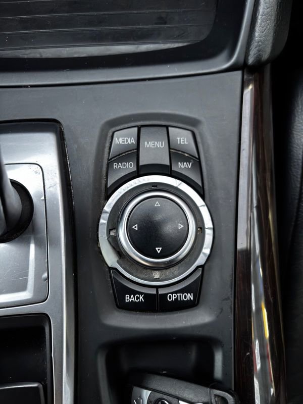 Used 2014 BMW X6 xDrive50i image 27