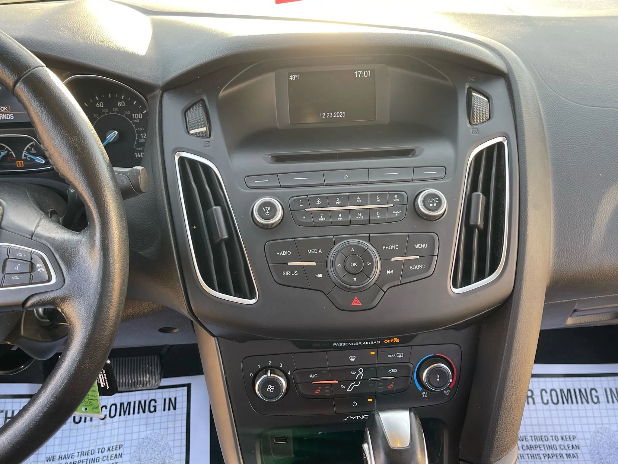 Used 2016 Ford Focus SE w/ Equipment Group 201A image 19