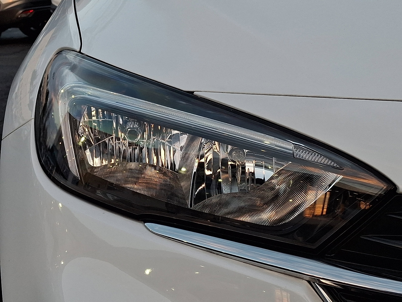 Used 2023 Buick Encore GX Preferred w/ Cold Weather Comfort Package image 9