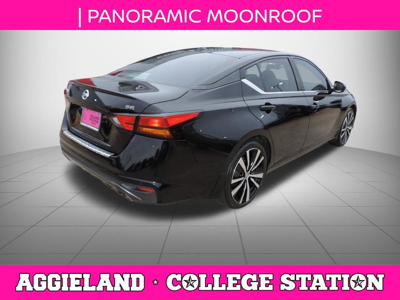 Used 2021 Nissan Altima 2.5 SR w/ SR Premium Package FWD image 4
