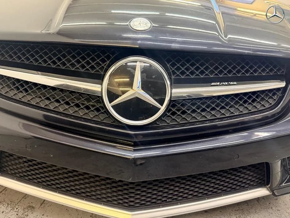 Used 2011 Mercedes-Benz SL 63 AMG image 36