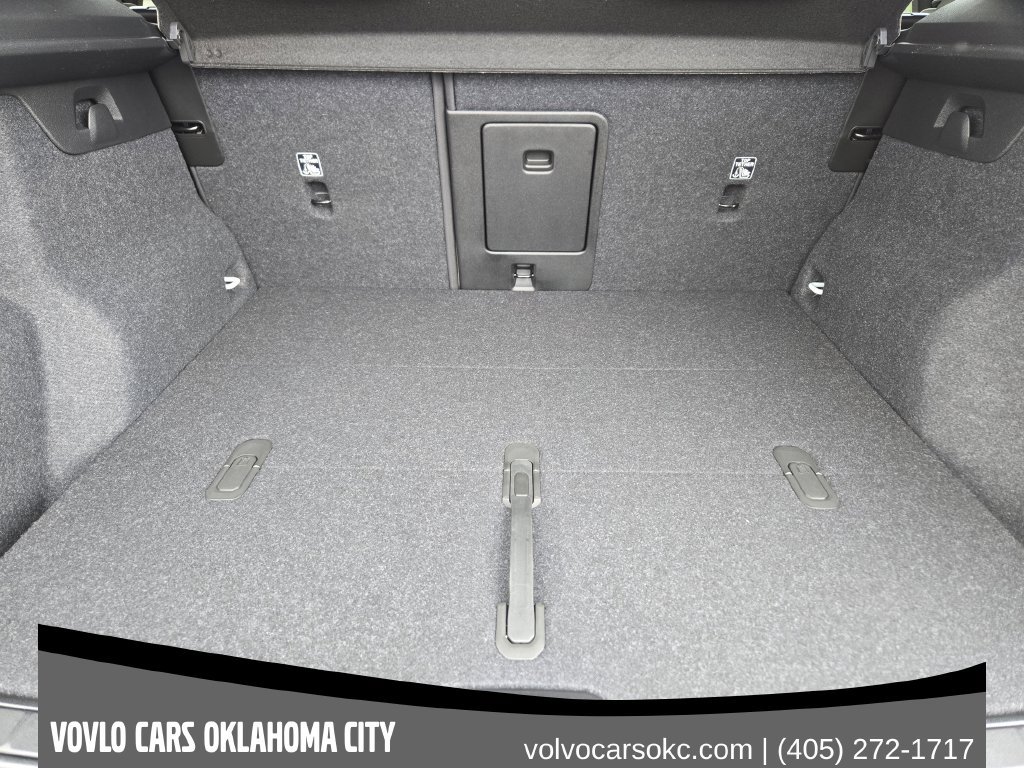 New 2026 Volvo XC40 B5 Ultra w/ Protection Package Premier AWD/4WD image 32