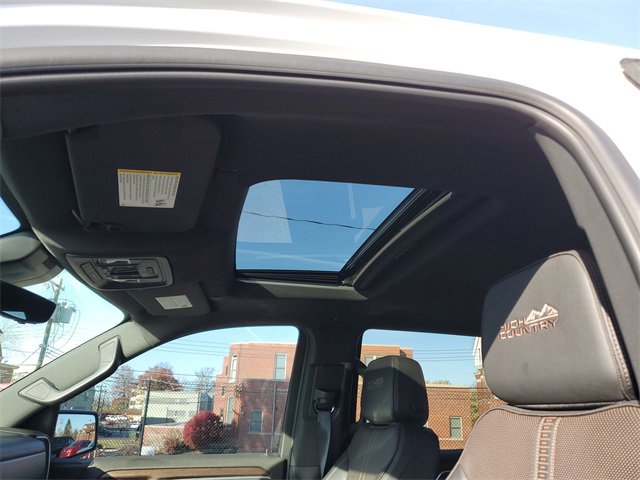 Used 2025 Chevrolet Silverado 1500 High Country image 27