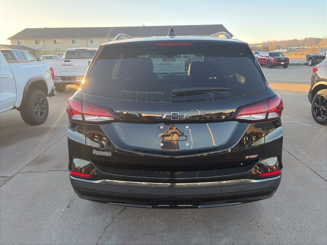 Used 2022 Chevrolet Equinox RS w/ LPO, Floor Liner Package image 4