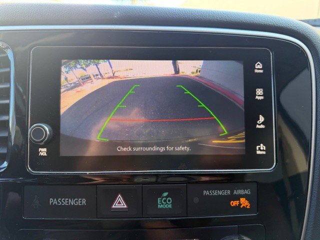 Used 2018 Mitsubishi Outlander SEL image 22